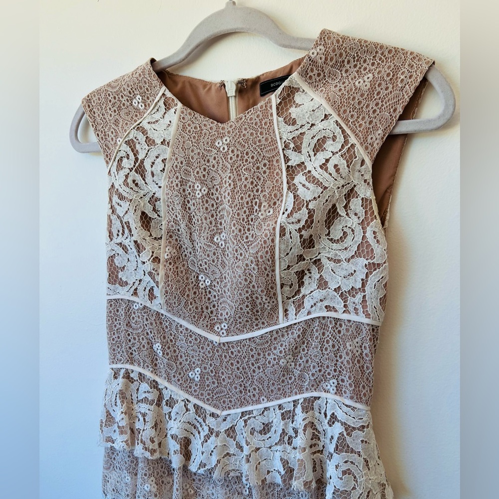 BCBG MAXAZRIA Kayla lace dress gown